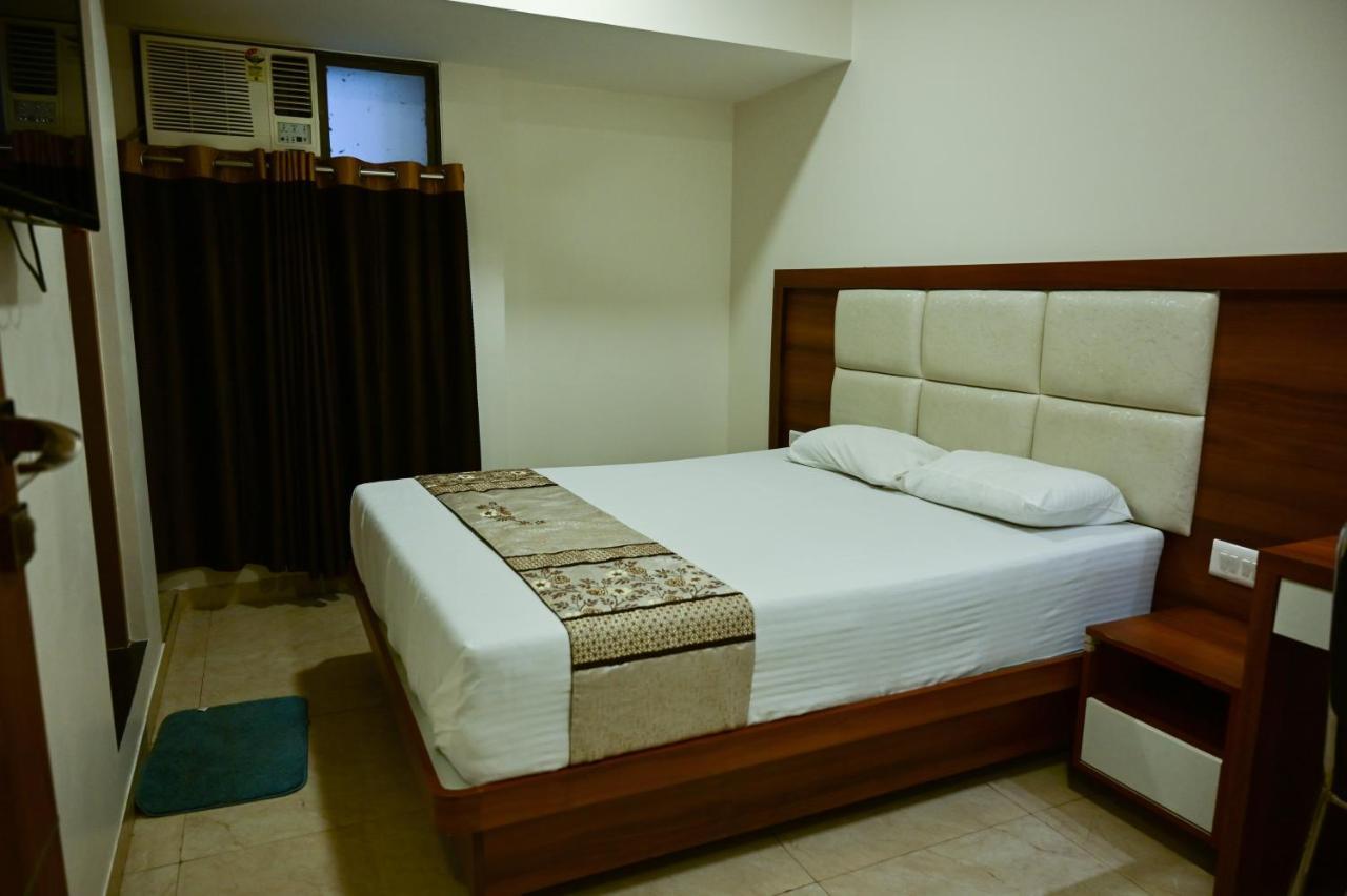 Hotel Diamora Residency Thane Buitenkant foto