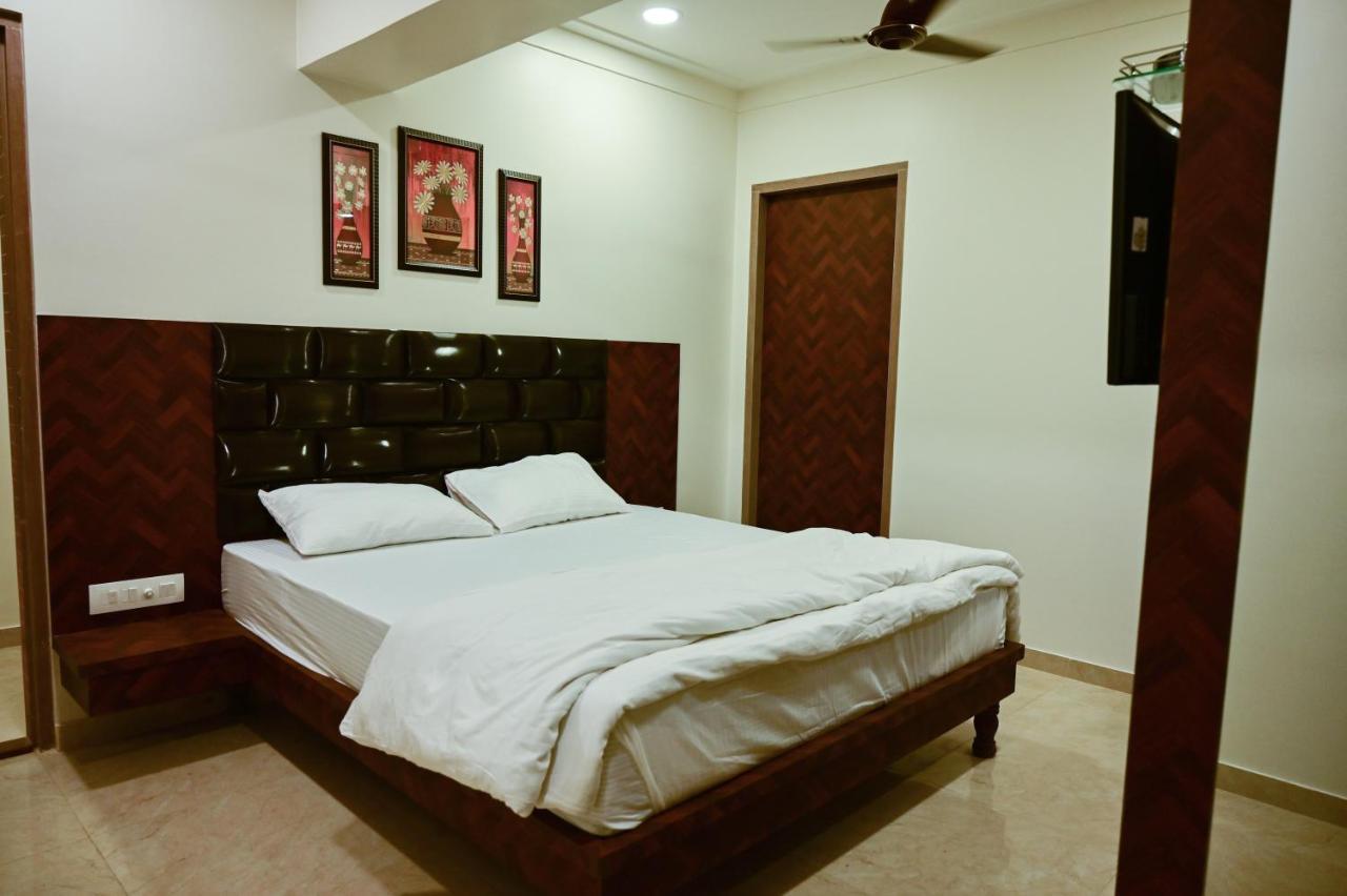 Hotel Diamora Residency Thane Buitenkant foto