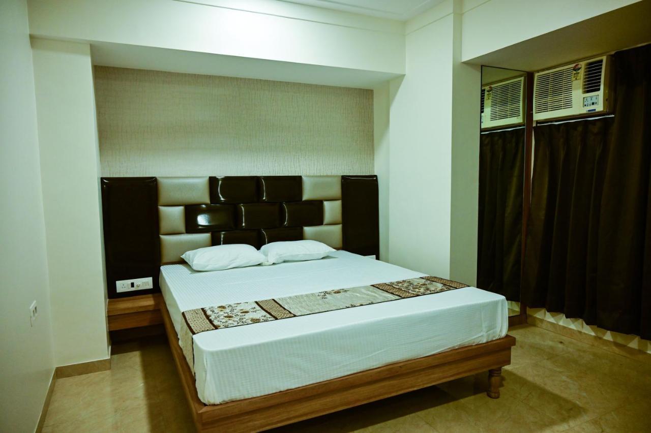 Hotel Diamora Residency Thane Buitenkant foto